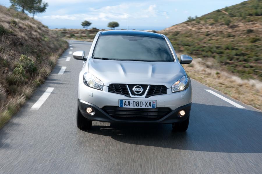  Nissan Qashqai 2010 года  (фото 183 из 204)